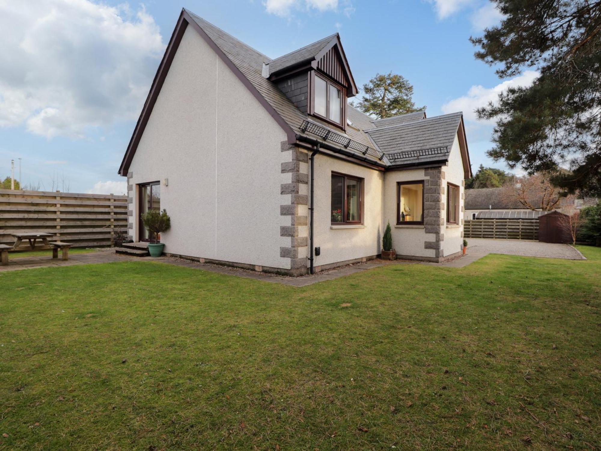 Bruach Gorm Cottage Grantown-on-Spey Extérieur photo
