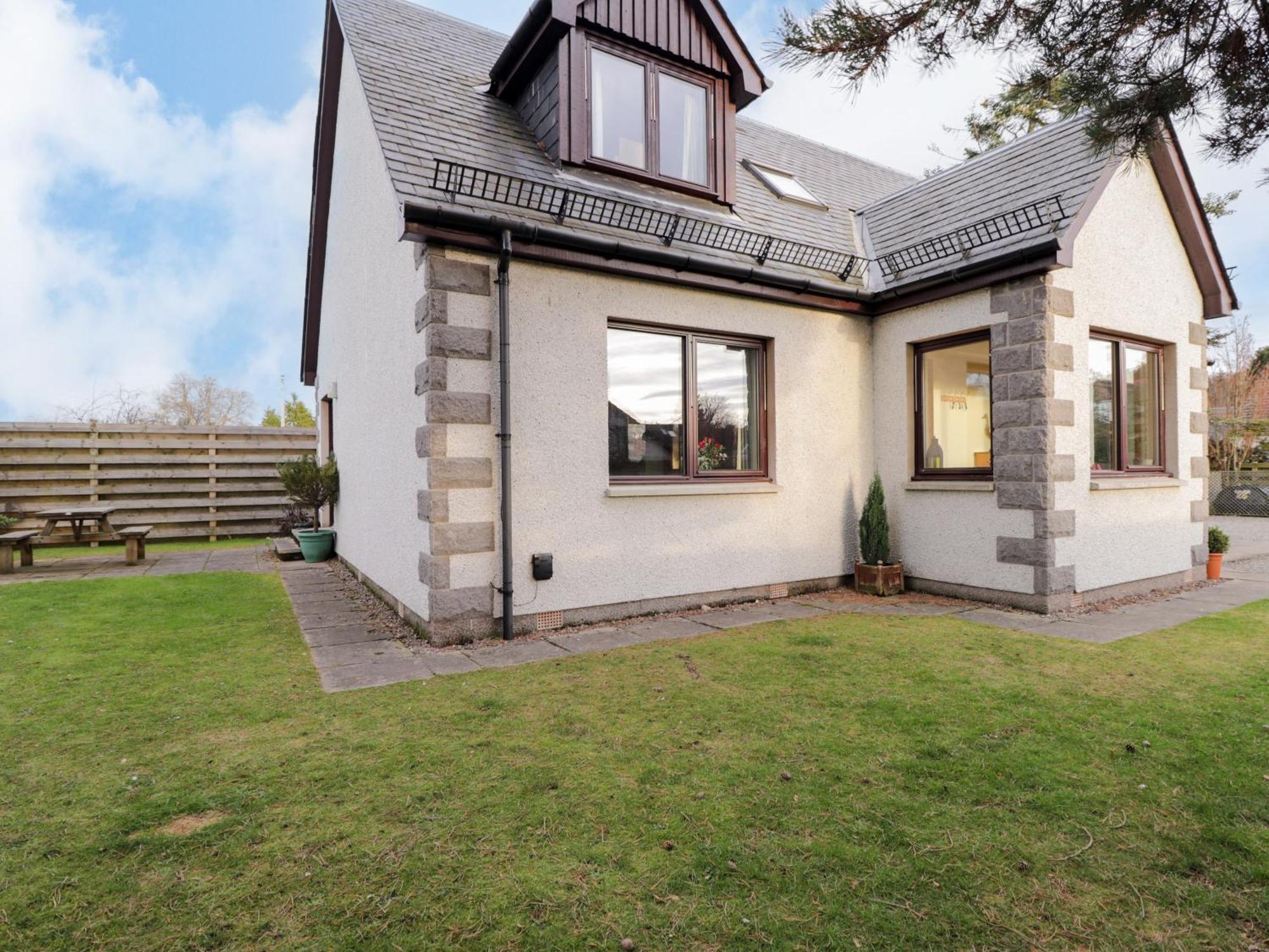 Bruach Gorm Cottage Grantown-on-Spey Extérieur photo